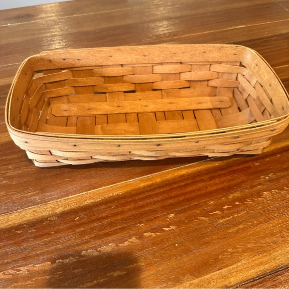 Vintage 90s Longaberger Rectangular Woven Basket - Picture 4 of 4